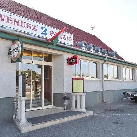 Venusz 2 Panzio * Inárcs