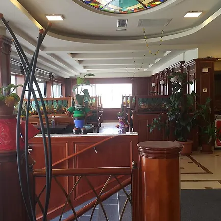 Venusz 2 Panzio * Inárcs